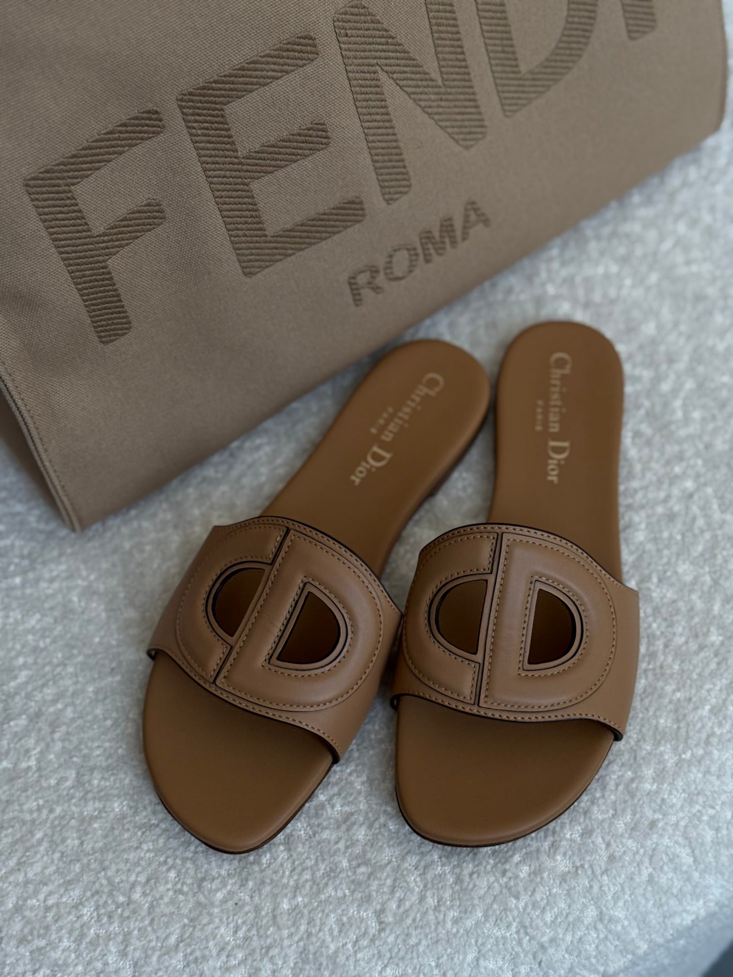 Шльопки Christian Dior