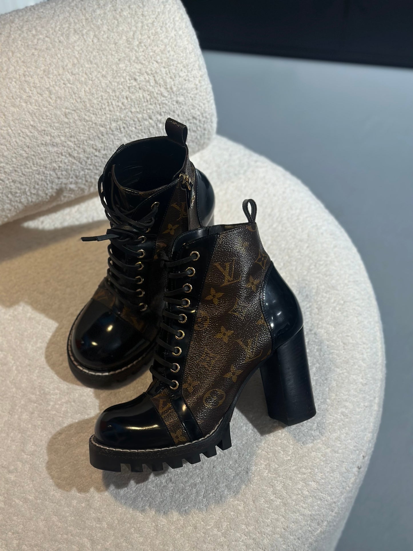 Чоботи Louis Vuitton