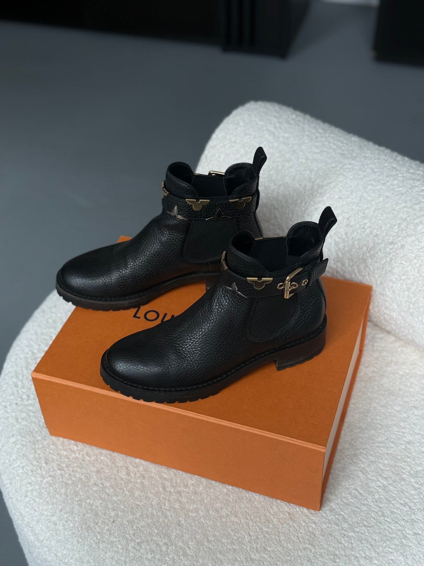 Чоботи Louis Vuitton