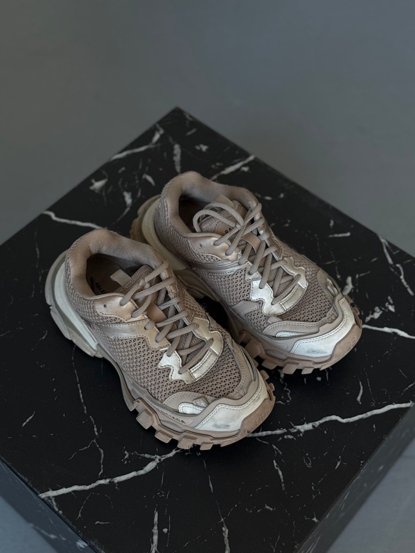 Кросівки BALENCIAGA